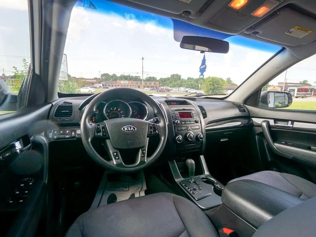 used 2011 Kia Sorento car, priced at $5,044