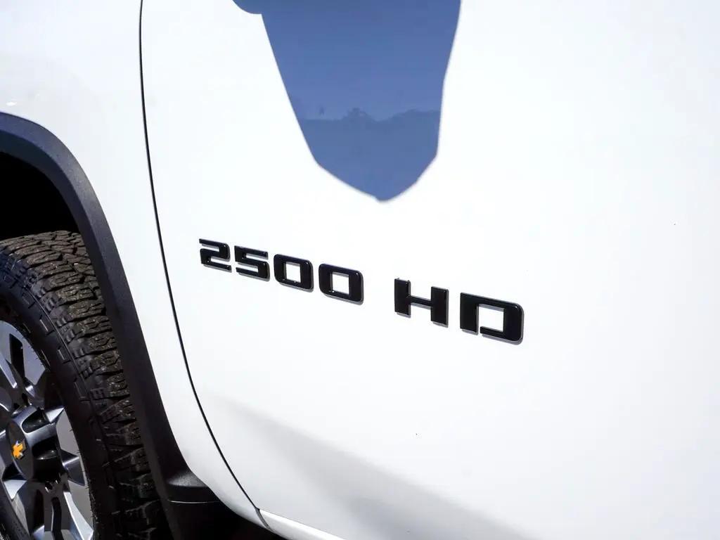 used 2022 Chevrolet Silverado 2500 car, priced at $45,444
