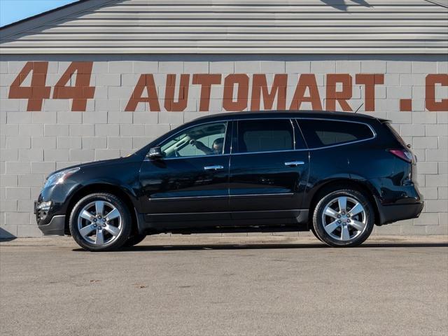 used 2015 Chevrolet Traverse car, priced at $17,444