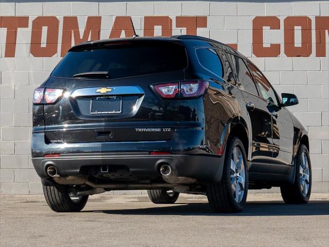 used 2015 Chevrolet Traverse car, priced at $17,444