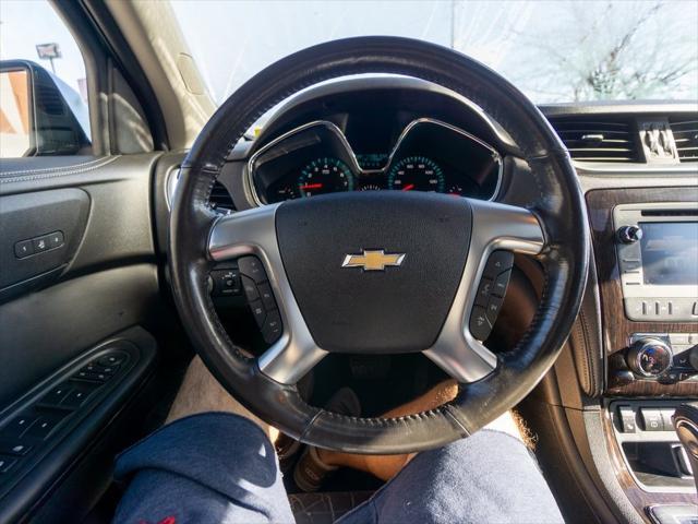 used 2015 Chevrolet Traverse car, priced at $17,444