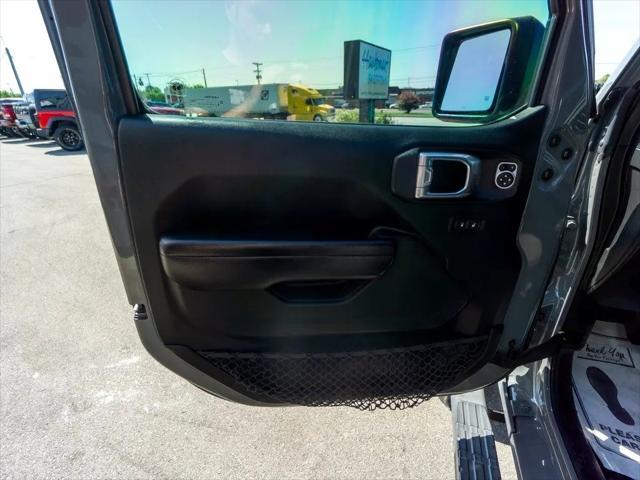 used 2018 Jeep Wrangler Unlimited car, priced at $25,744