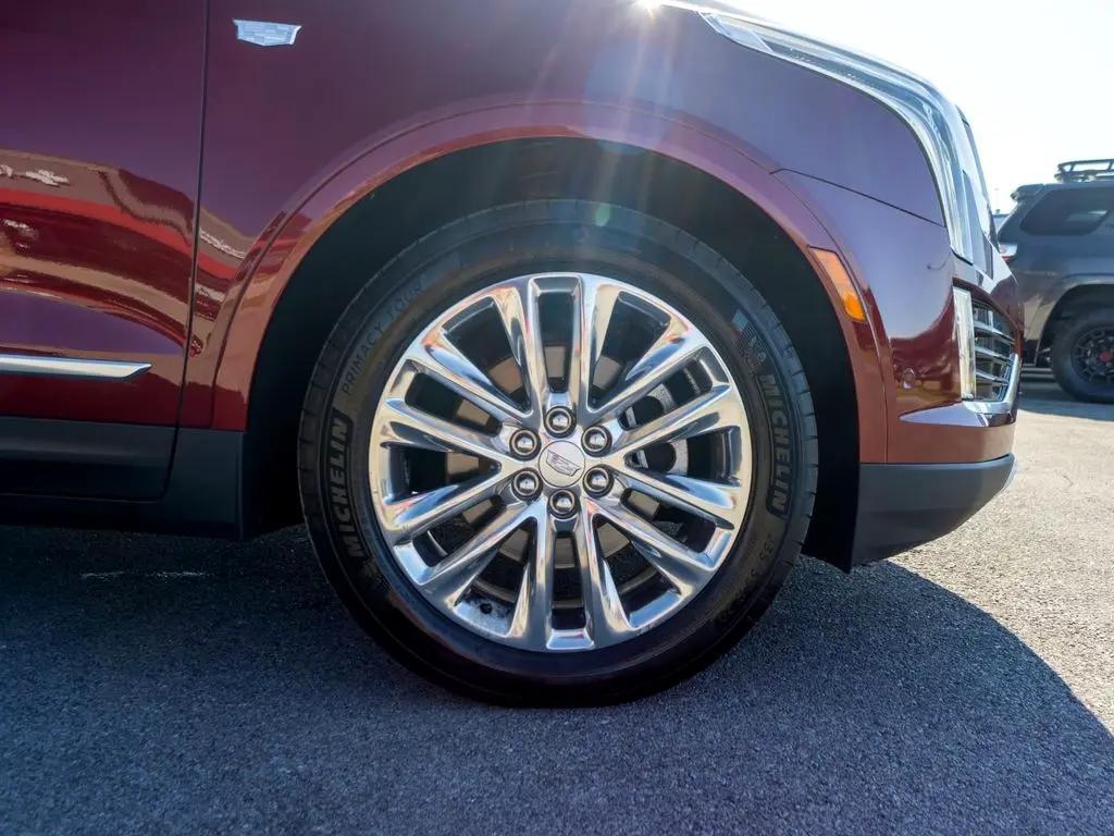 used 2017 Cadillac XT5 car, priced at $21,544