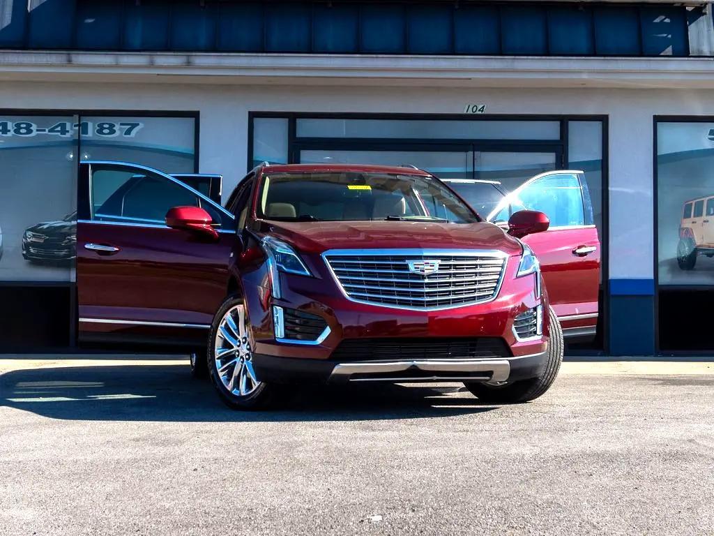 used 2017 Cadillac XT5 car, priced at $21,544