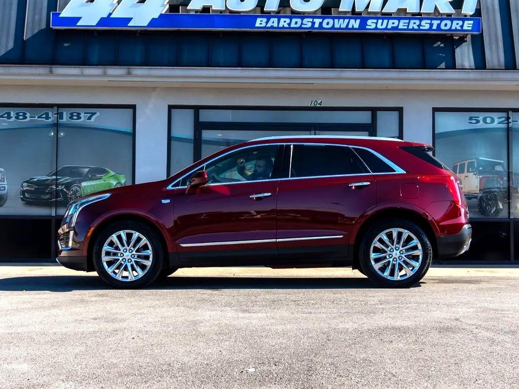 used 2017 Cadillac XT5 car, priced at $21,544