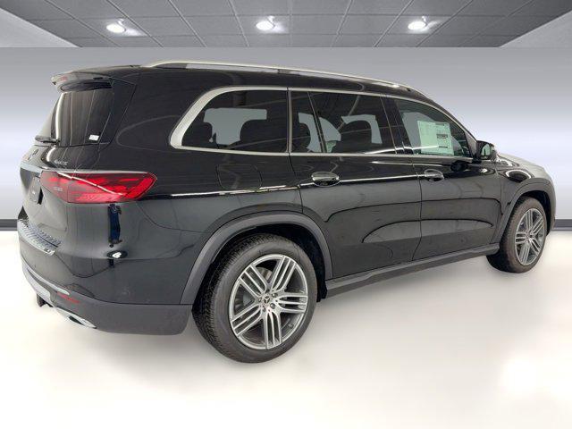 new 2025 Mercedes-Benz GLS 450 car