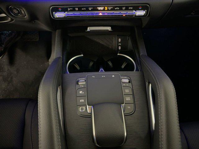 new 2025 Mercedes-Benz GLS 450 car