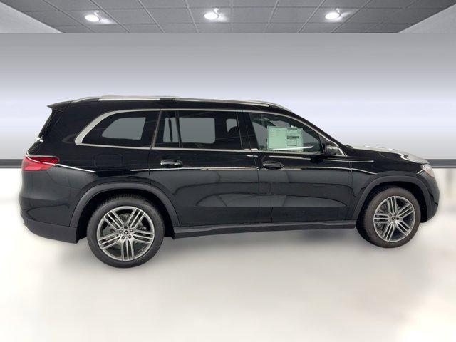 new 2025 Mercedes-Benz GLS 450 car