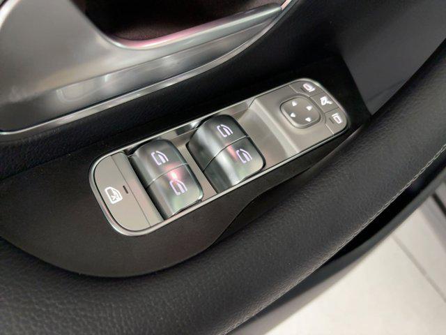 new 2025 Mercedes-Benz GLS 450 car