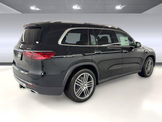 new 2025 Mercedes-Benz GLS 450 car