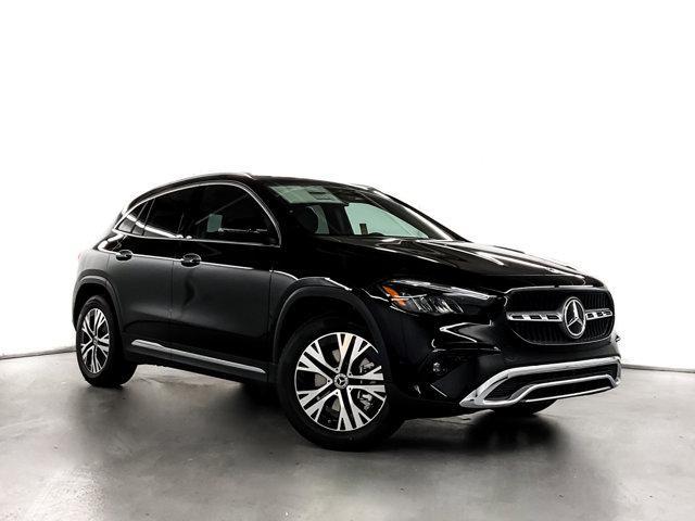 new 2025 Mercedes-Benz GLA 250 car, priced at $46,120