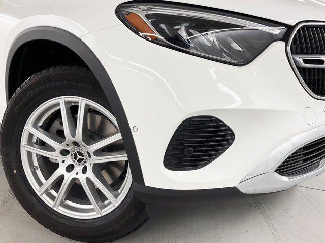new 2025 Mercedes-Benz GLC 300 car, priced at $51,125