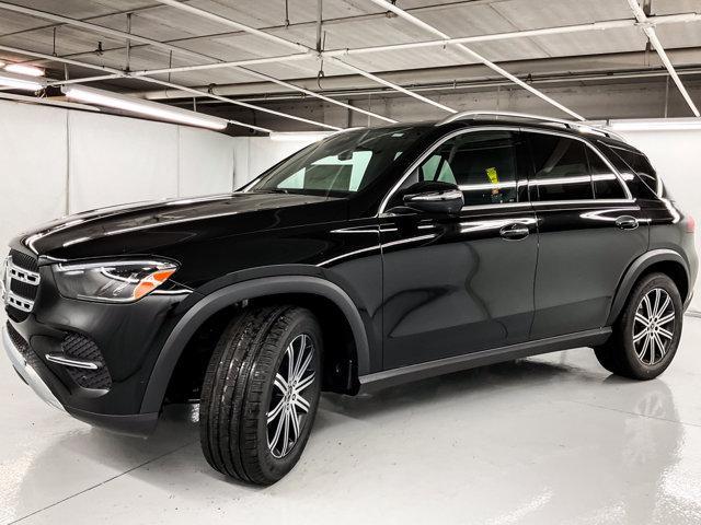 new 2025 Mercedes-Benz GLE 450 car, priced at $74,685