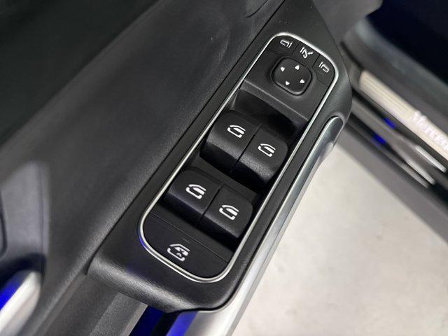 new 2025 Mercedes-Benz GLB 250 car, priced at $56,115