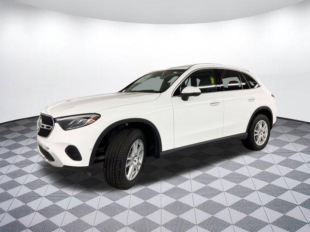 new 2025 Mercedes-Benz GLC 300 car, priced at $50,815