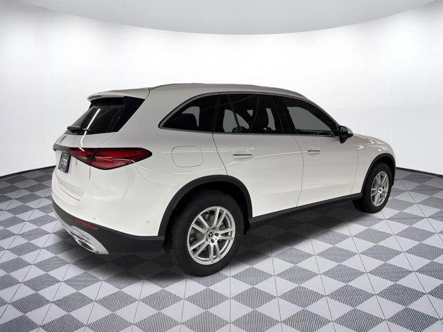 new 2025 Mercedes-Benz GLC 300 car, priced at $50,435