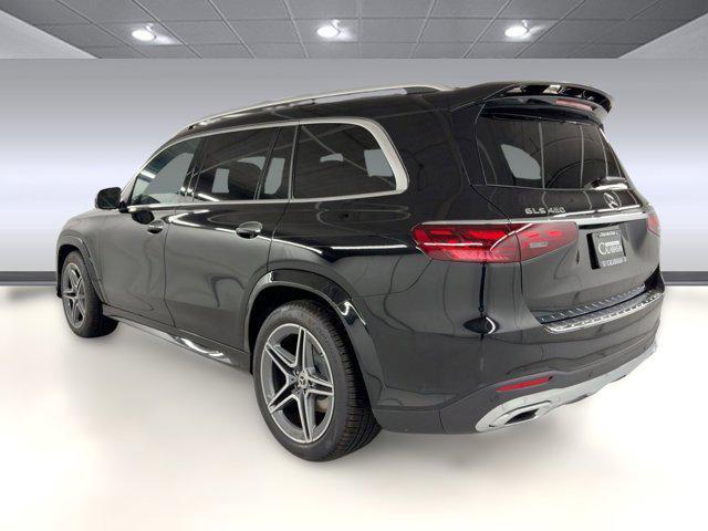 new 2025 Mercedes-Benz GLS 450 car