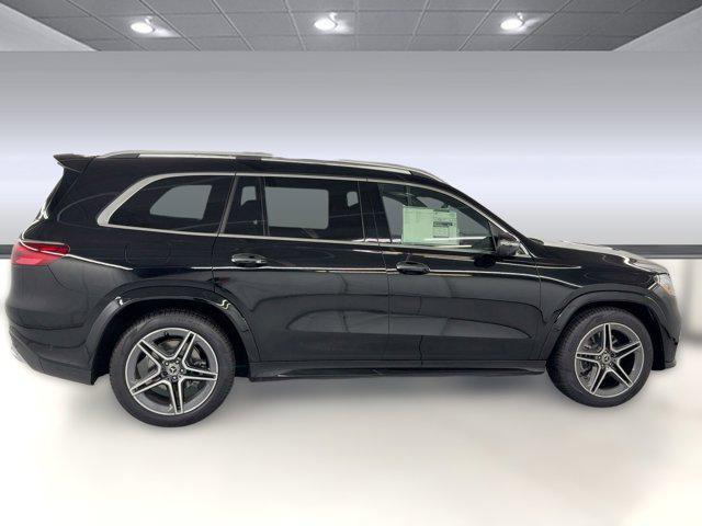 new 2025 Mercedes-Benz GLS 450 car