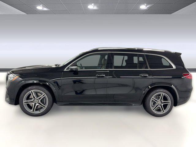 new 2025 Mercedes-Benz GLS 450 car