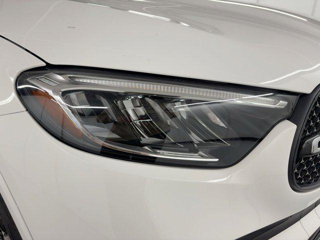 new 2026 Mercedes-Benz GLC 300 car, priced at $56,085