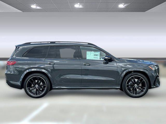 new 2025 Mercedes-Benz GLS 450 car