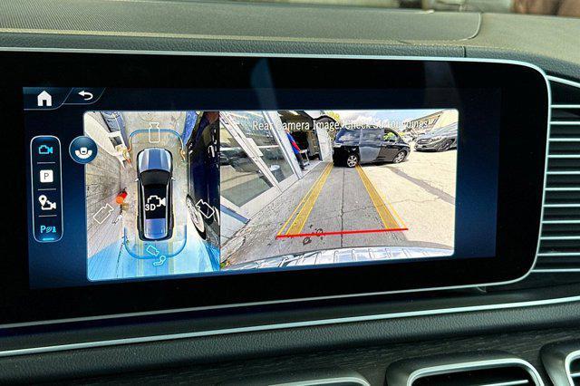 new 2025 Mercedes-Benz GLS 450 car