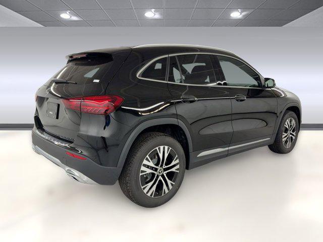 new 2026 Mercedes-Benz GLA 250 car, priced at $43,780