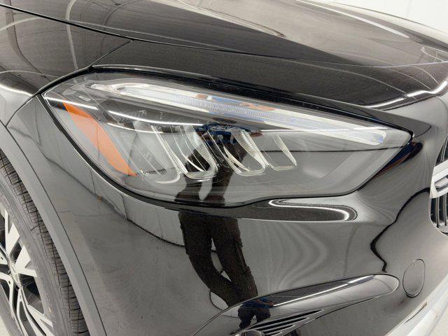 new 2026 Mercedes-Benz GLA 250 car, priced at $43,780