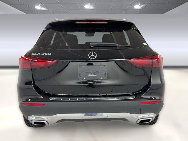 new 2026 Mercedes-Benz GLA 250 car, priced at $43,780