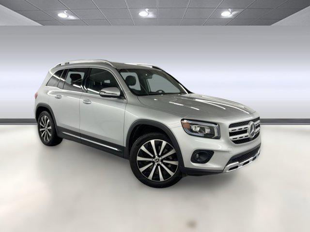 used 2022 Mercedes-Benz GLB 250 car, priced at $23,388