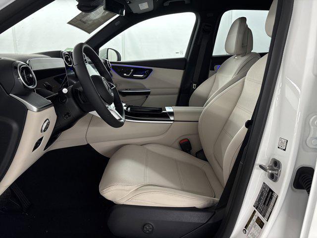 new 2025 Mercedes-Benz GLC 350e car, priced at $61,700