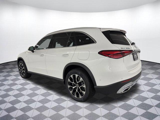 new 2025 Mercedes-Benz GLC 350e car, priced at $61,700