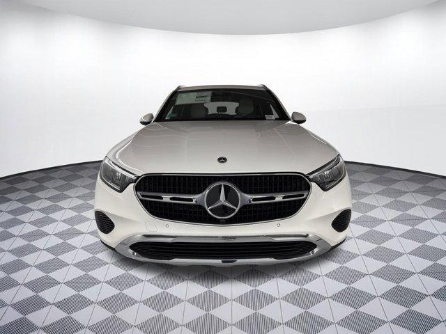 new 2025 Mercedes-Benz GLC 350e car, priced at $61,700
