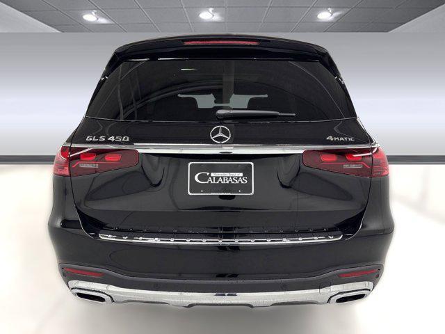 new 2025 Mercedes-Benz GLS 450 car