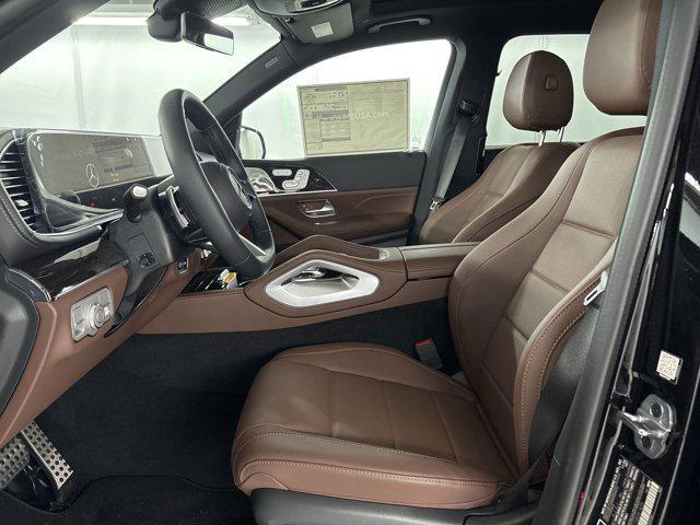new 2025 Mercedes-Benz GLS 450 car
