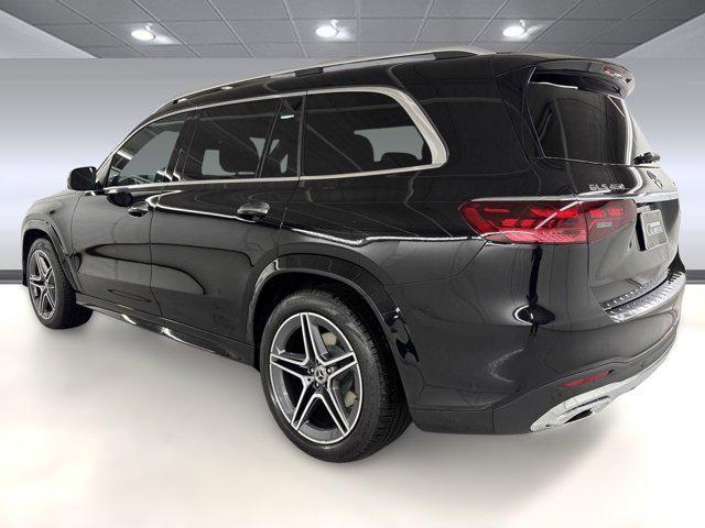new 2025 Mercedes-Benz GLS 450 car