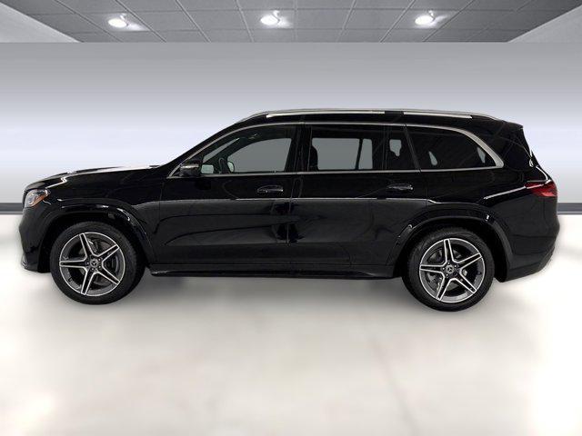 new 2025 Mercedes-Benz GLS 450 car