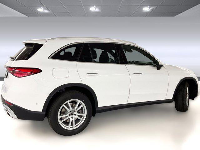 new 2025 Mercedes-Benz GLC 300 car, priced at $51,800