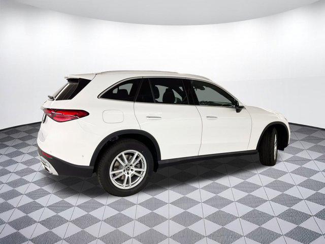 new 2025 Mercedes-Benz GLC 300 car, priced at $51,800