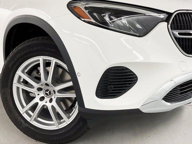 new 2025 Mercedes-Benz GLC 300 car, priced at $51,800