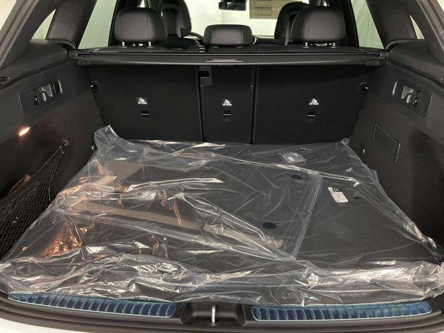 new 2025 Mercedes-Benz GLC 300 car, priced at $51,800