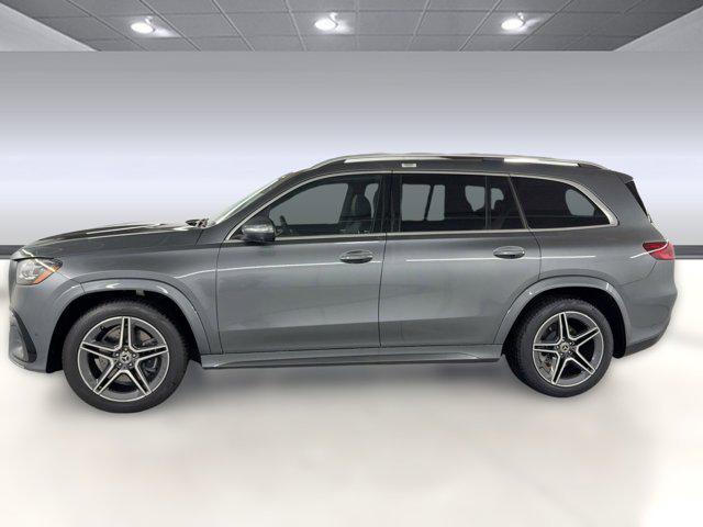 new 2025 Mercedes-Benz GLS 450 car