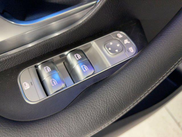 new 2025 Mercedes-Benz GLS 450 car