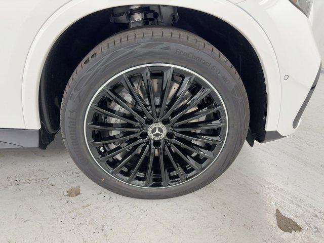 new 2026 Mercedes-Benz GLC 300 car, priced at $59,935