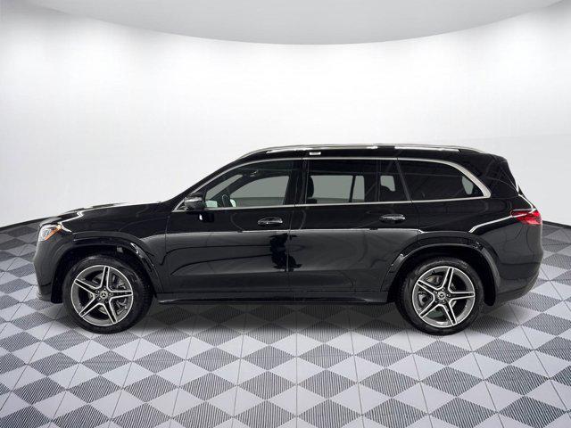 new 2025 Mercedes-Benz GLS 450 car