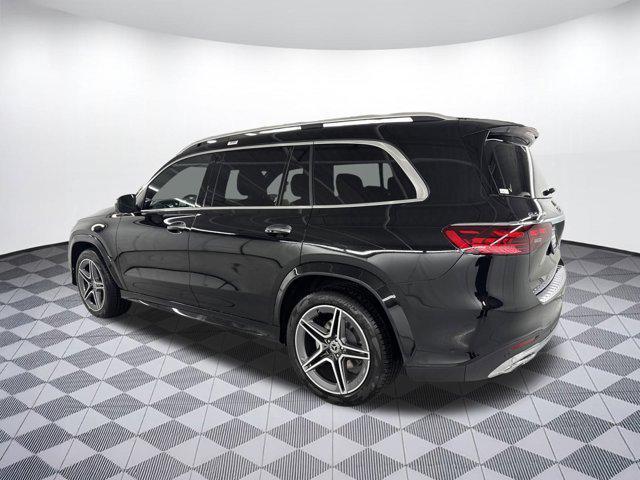 new 2025 Mercedes-Benz GLS 450 car