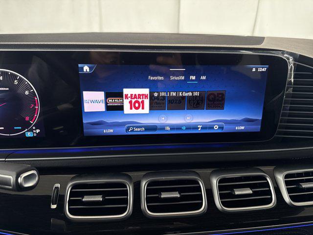 new 2025 Mercedes-Benz GLS 450 car