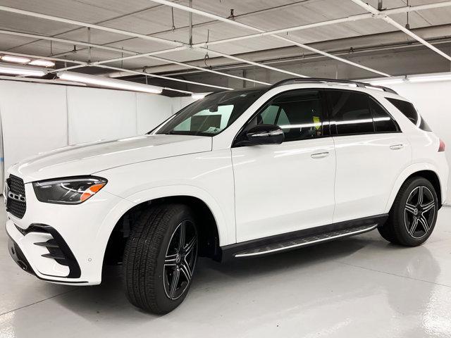 new 2025 Mercedes-Benz GLE 580 car, priced at $95,665