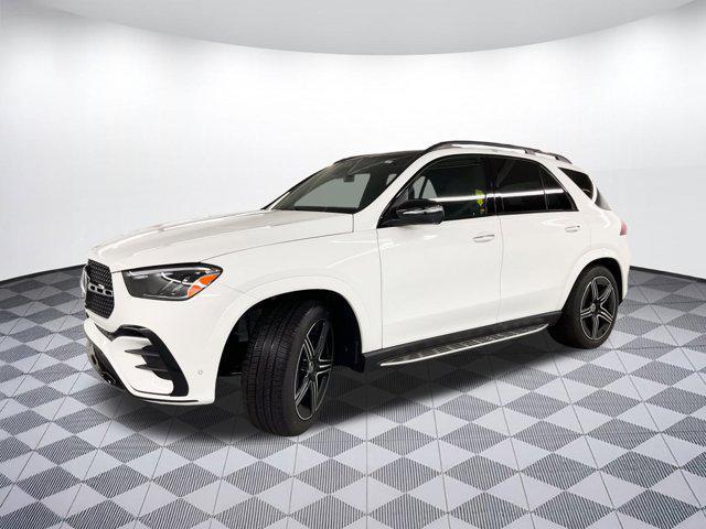 new 2025 Mercedes-Benz GLE 580 car, priced at $95,665