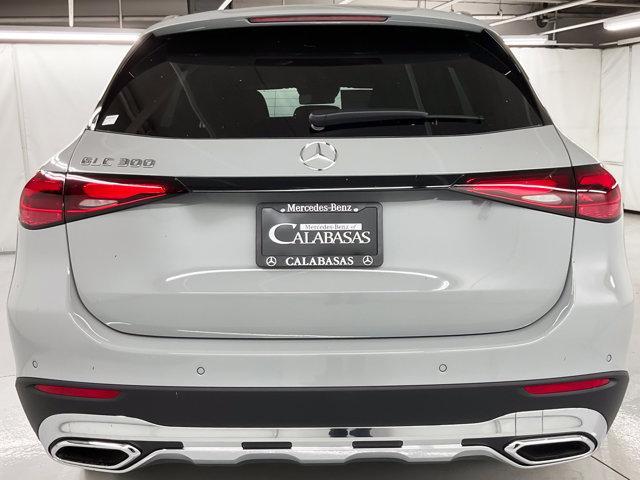 new 2025 Mercedes-Benz GLC 300 car, priced at $59,395